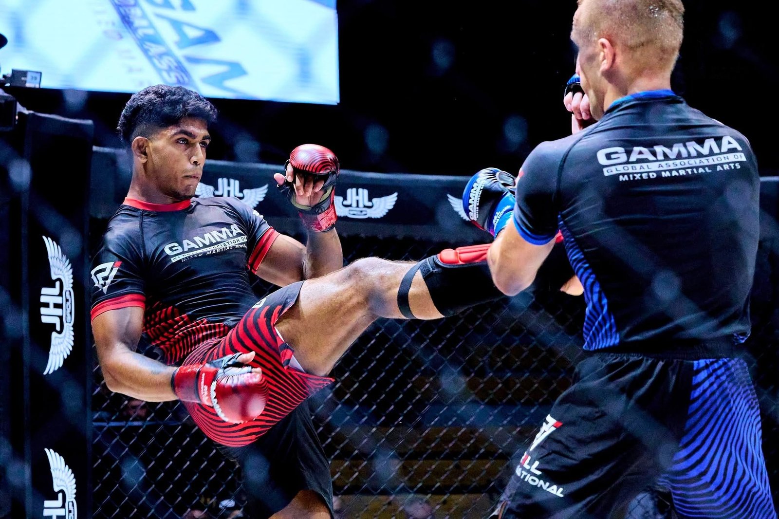 MUAY THAI